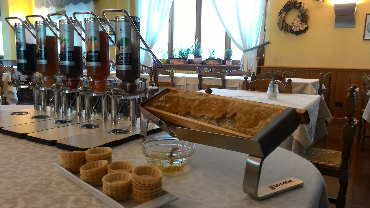 Hotel Migliorati Castione della Presolana 3*,